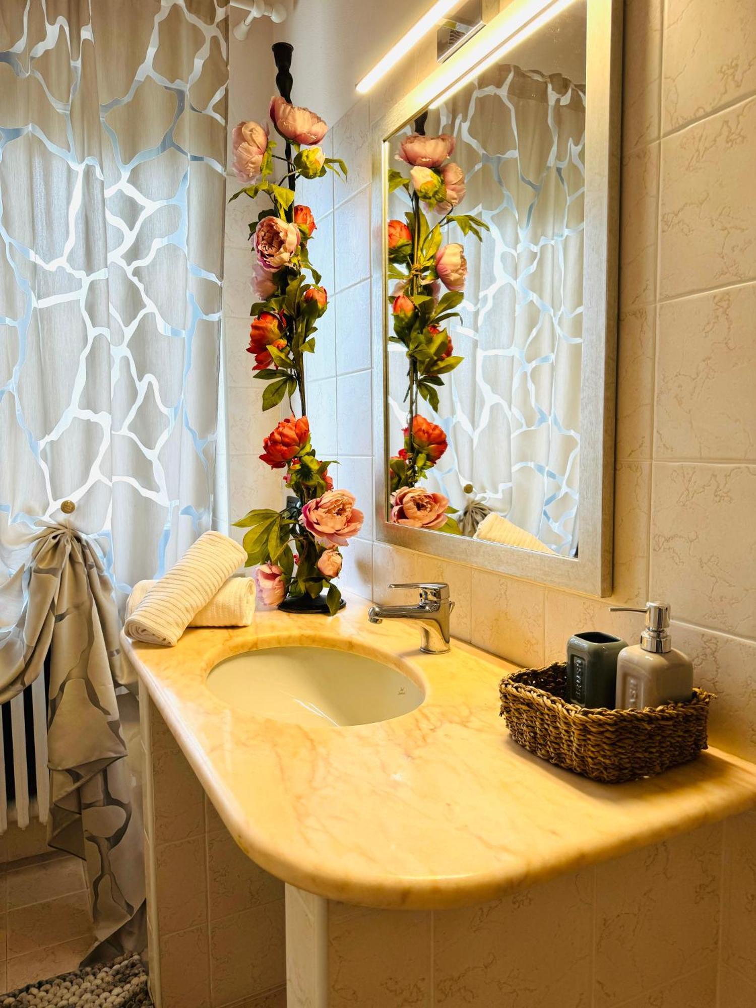 Welcome Traveller Frida'S Rooms كابرينو فيرونيسي المظهر الخارجي الصورة