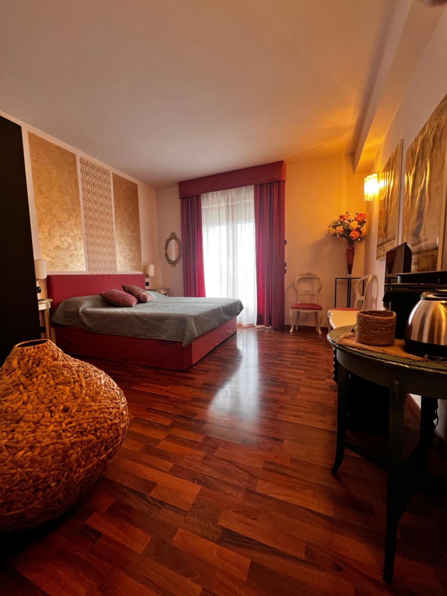 Welcome Traveller Frida'S Rooms كابرينو فيرونيسي المظهر الخارجي الصورة
